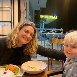 Restaurantjie naby ons hotel