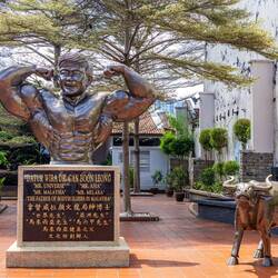 Statue of Datuk Wira Dr. Gan Boon Leong - father of bodybuilding in Malaysia & former Mr. Universe