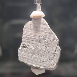 Daar is ie dan, een echte maansteen!