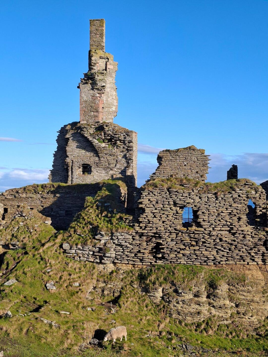 Sinclair Castle am Morgen