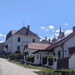 Die alte Schule ist jetzt ein kleines Hotel