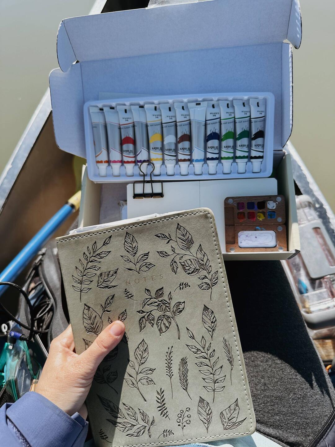 Cassie's cute watercolor kit for painting and floating.
