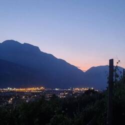 Trento bei Nacht, 25 Grad!