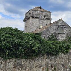 Medieval Villa in Sudurand