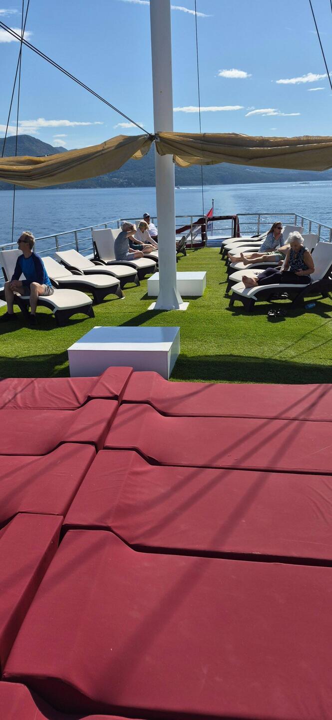 Sun deck