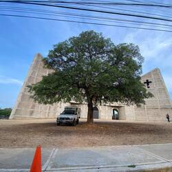 C'est une église trop bizarre a Puerto escondido