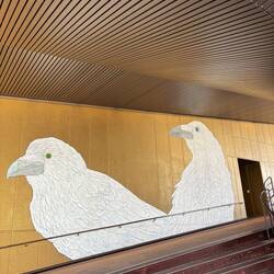 Weg rau mit Kunst auf jeder Etage