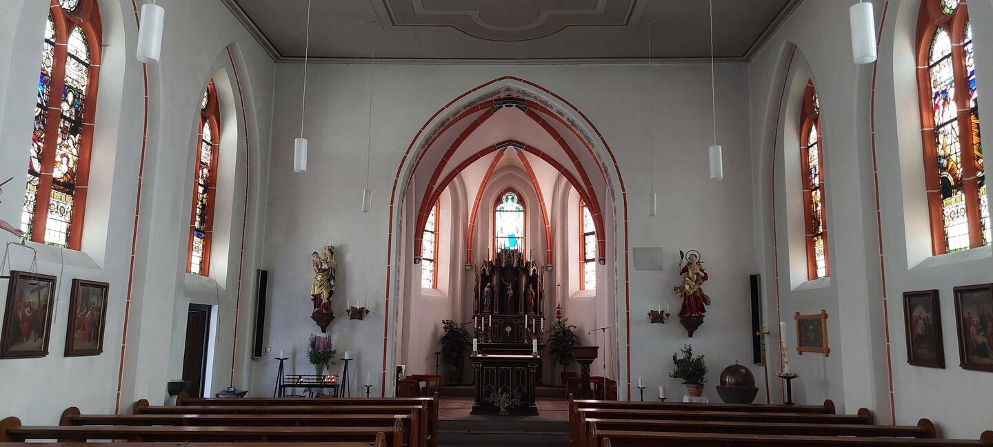 Kirche von Löf