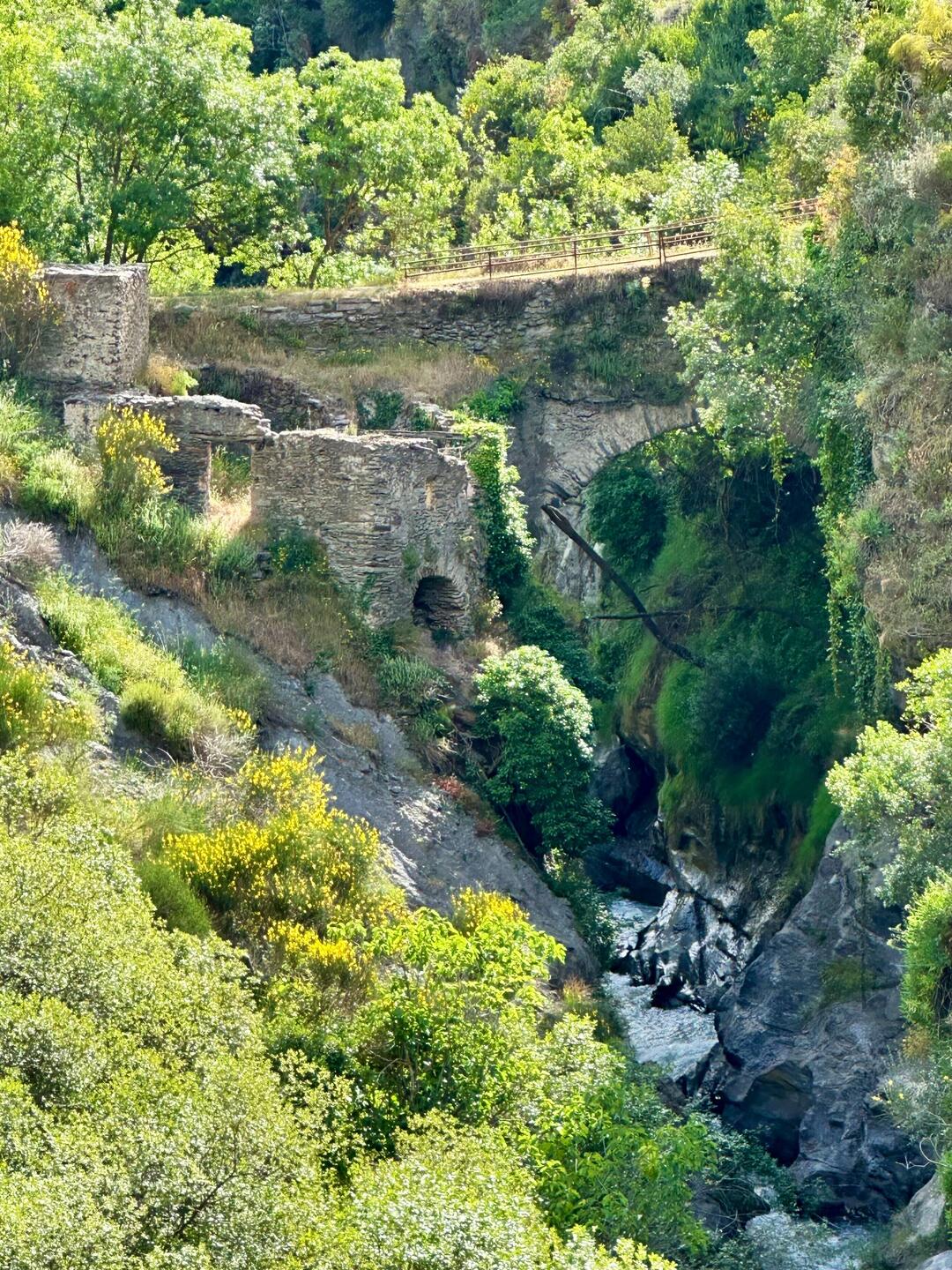 Bridge and mill with caz and carcavo visible
