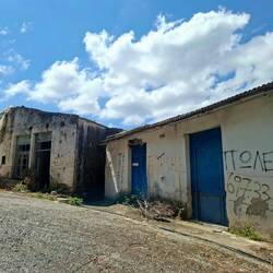 A vendre à vendre à vendre...