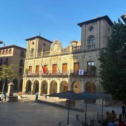 Viana square.