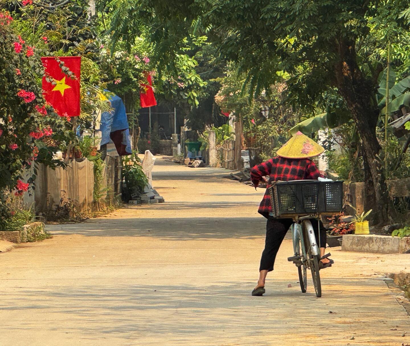Vietnamese cycle hat couture