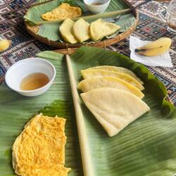 Breaks fast at the Homestay - pancakes, honey and omelette