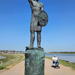 Statue af Byrhtnoth