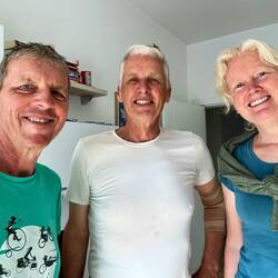 Merci Esther et Joris de votre accueil. Bravo d'être quasi les seuls en Albanie à proposer cela.