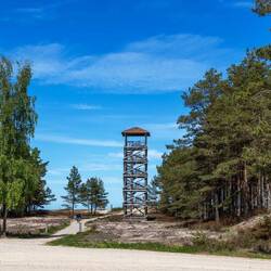 Aussichtsturm mit Blick auf die Ostsee