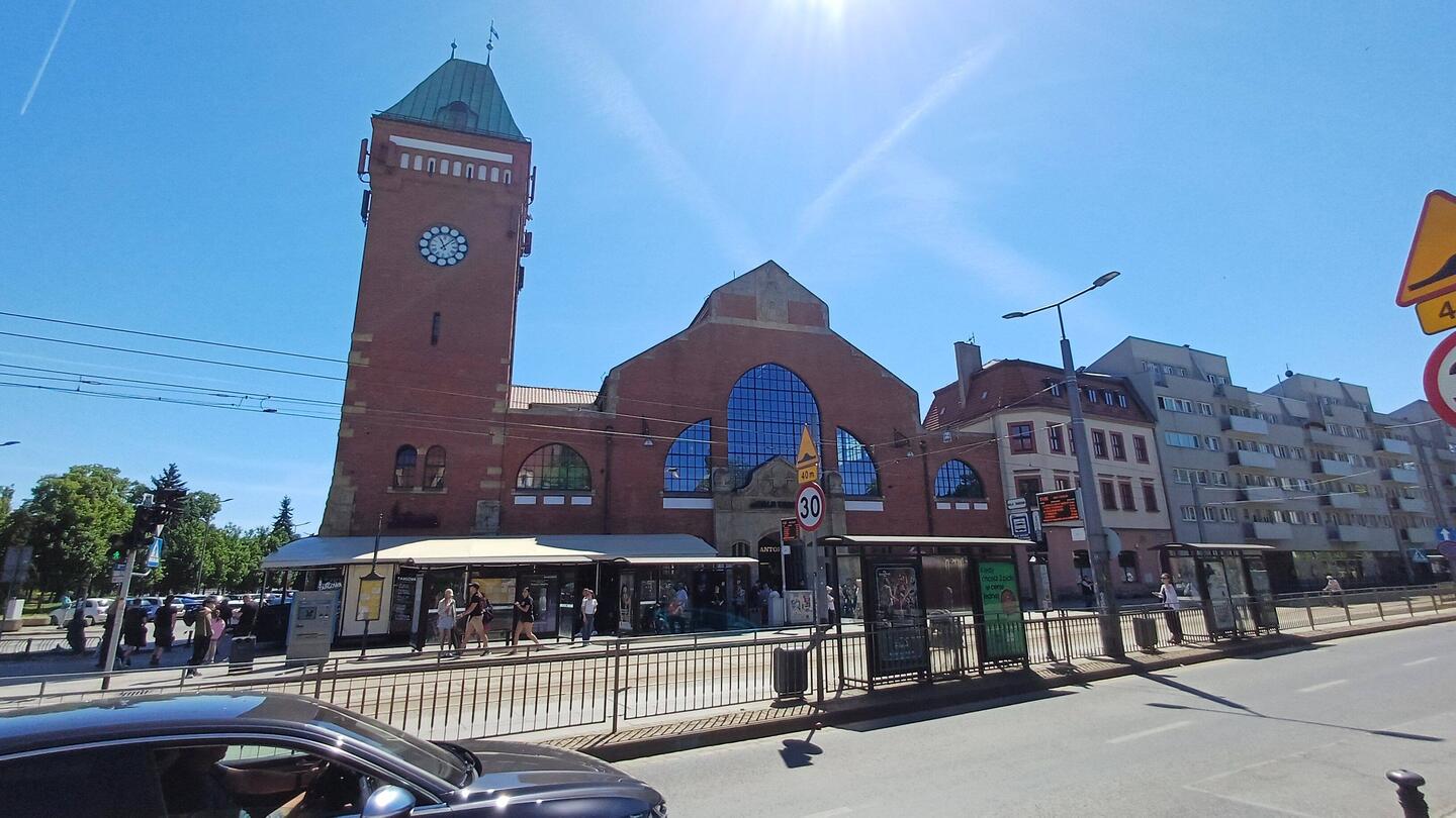 Markthalle "Hala Targowa"