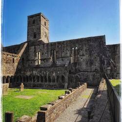 Sligo Abbey mit Kreuzgang