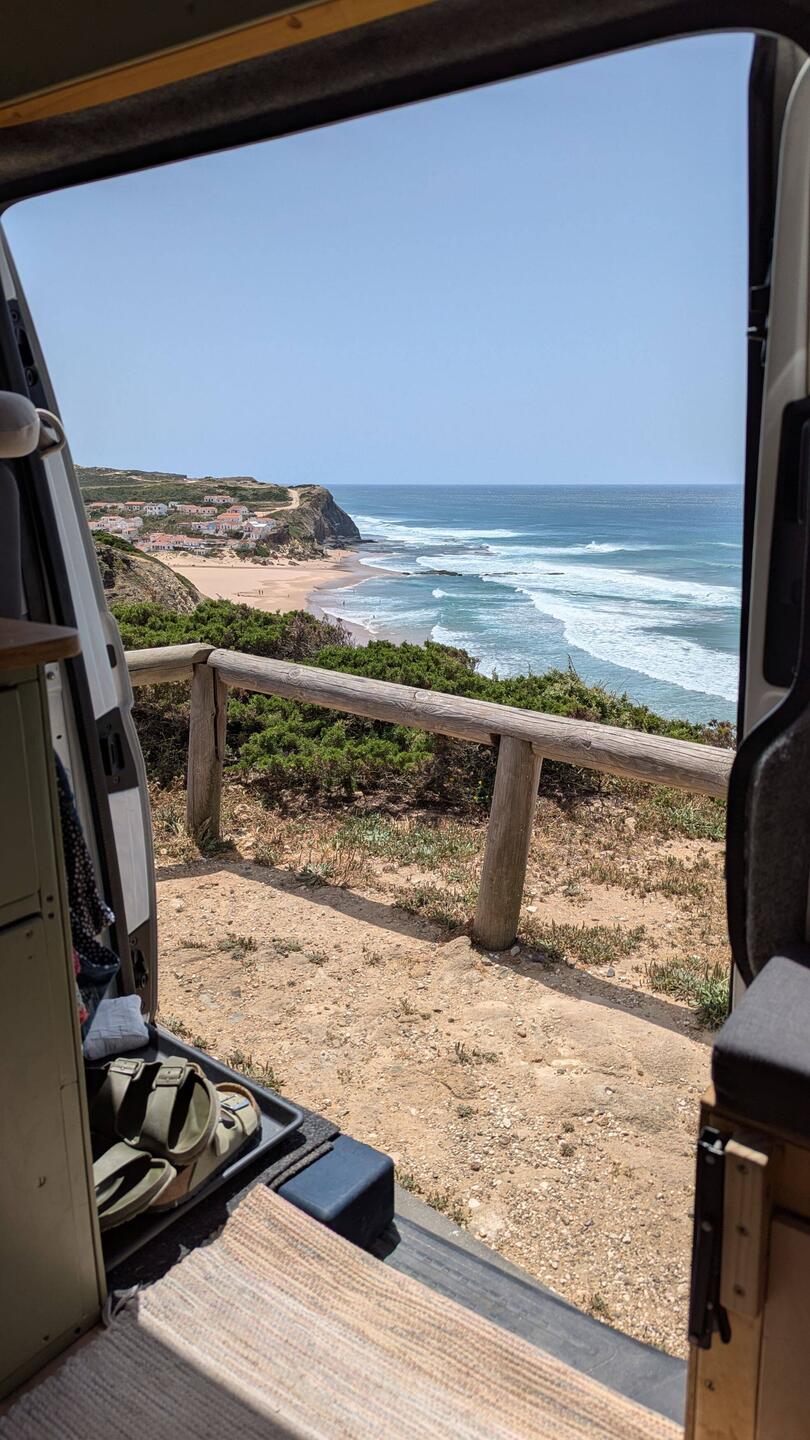 Praia de Monte Clérigo