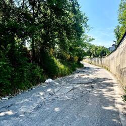 Parlons-en de l'état des routes en Albanie !