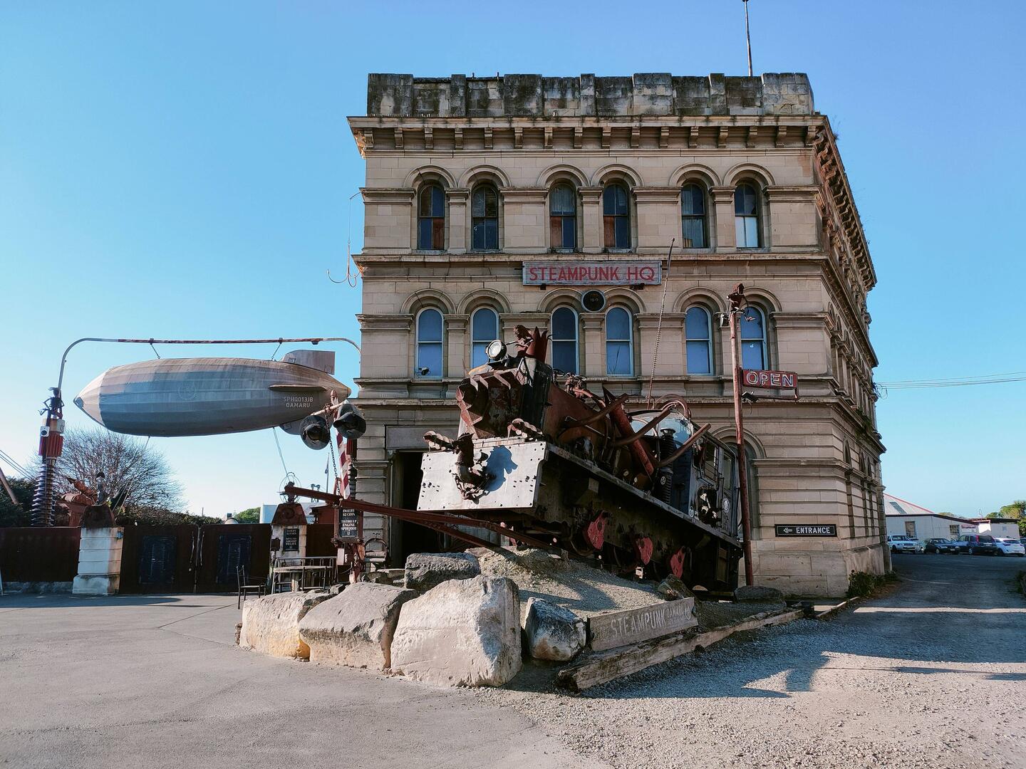 Steampunk HQ