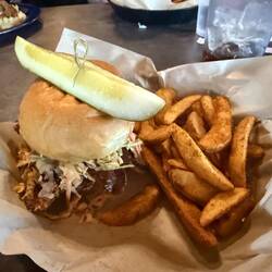 Fried chicken sandwich