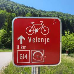 Super ausgebaut, allerdings doch straßennah.