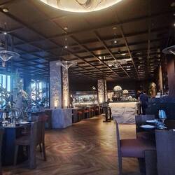 Im 23. Stock im Asiatischen Restaurant....