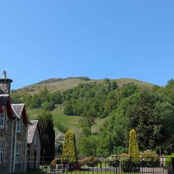 That big hill Sron a Chlachain