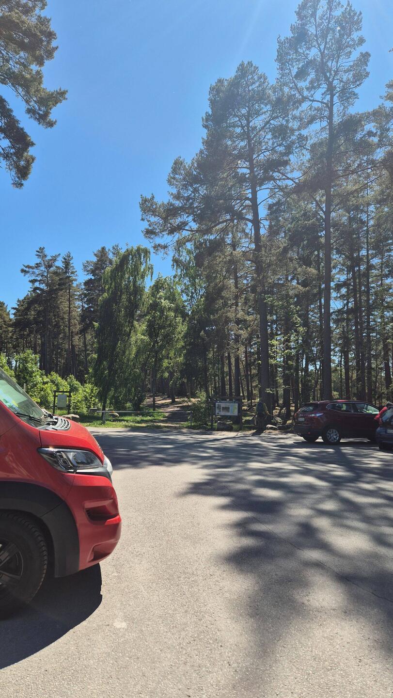 Unser Übernachtungsplatz am Eingang zum Naturreservat Sandviken bei Mariestad