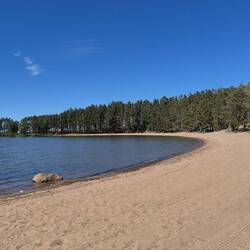 ...und ein super gepflegter, sauberer Feinsandstrand👍.