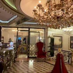 Our hotel foyer (Daru Sultan Hotel)