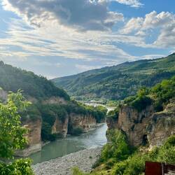 En cherchant mon hôtel, quelle vue sur le canyon !