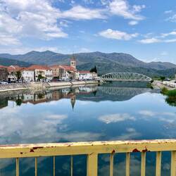 Opuzen, bald nach der Grenze, wieder in Kroatien
