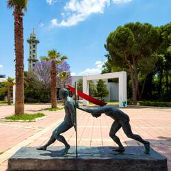 "Action/Reaction" and the parachute tower at Kültürpark — Alsancak, İzmir.