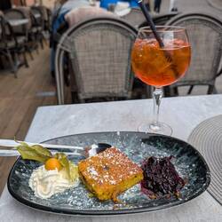 The famous saffron pancake with dewberry jam