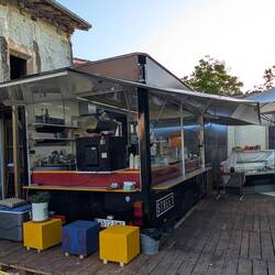 First food stop. I also bought a pair of socks with the Camino logo from here.