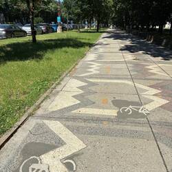 Das ist glaub ich ein Radweg 🙈
