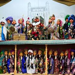 Royal family of puppets