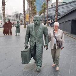 Angela chatting up some guy in Vigo.