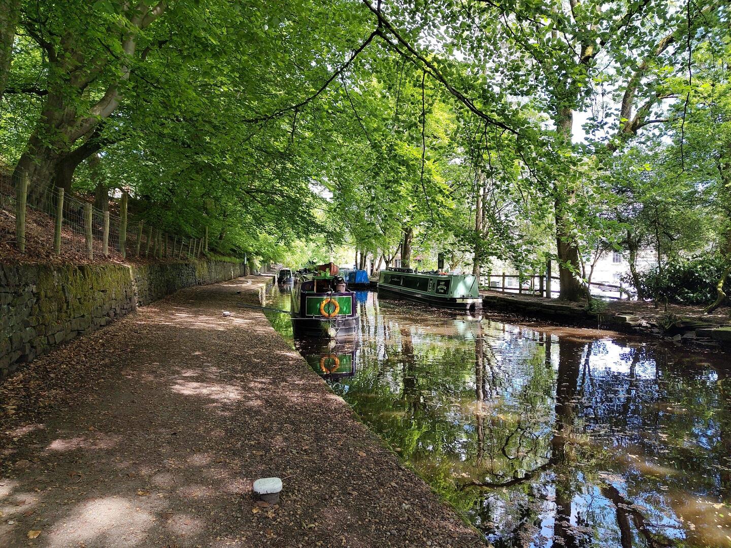 Lovely and cool in the shade. The gangplank was required though!