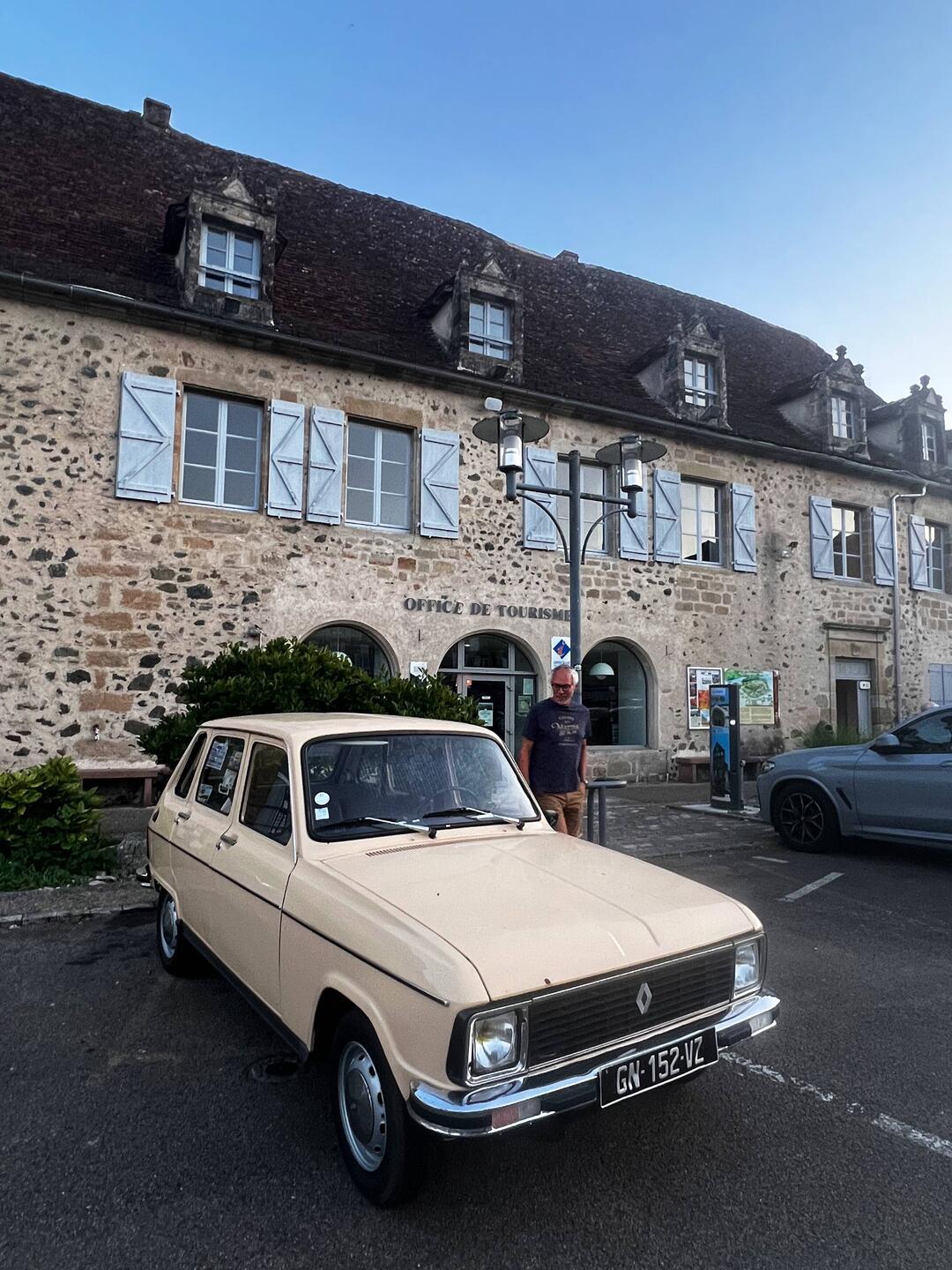 Renault R6 aus den Siebzigern mit satten 34PS durch 🇫🇷