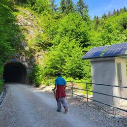 Solarbeleuchtete Tunnel