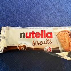 Love these. (Pretty much anything Nutella!) Finding the small packs is a challenge.