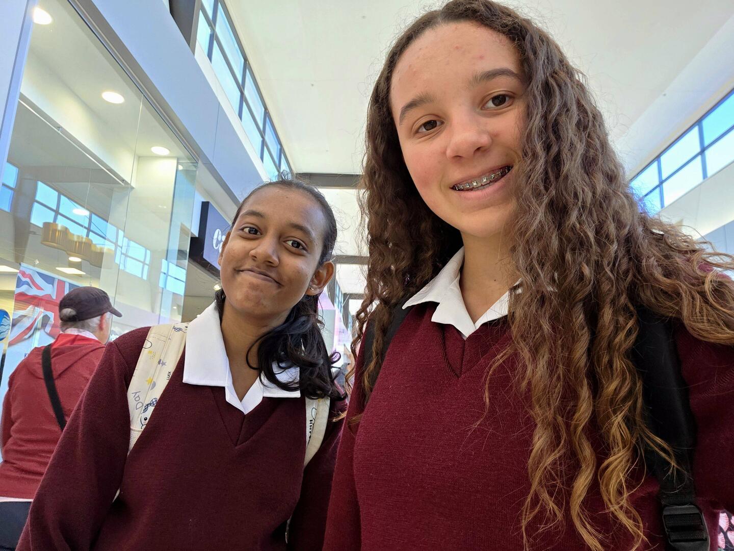 Une fille de ma classe qui vient du Sri Lanka 🇱🇰