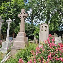 Über 170.000 Menschen wurden auf dem Highgate Cementery....