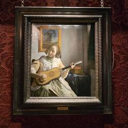 Dieser Vermeer "Gitarrenspielerin" wurde 1974 gestohlen und unter kuriosen Umständen zurück gegeben
