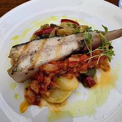 I wanted sea bass, but they were out 🤨. Tried grilled turbot. OK, but not sea bass!