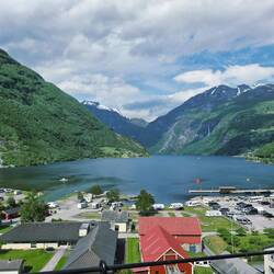 geiranger - too many people.🤭