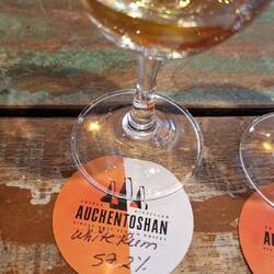 14 Jahre, 8 Jahre white Rum, 57,2%